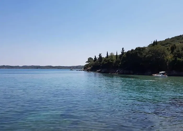 Corfu's Hidden Gem - Serene Quad Gasthof *