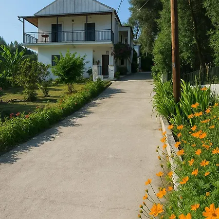 Corfu's Hidden Gem - Serene Quad Мини-отель *